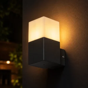 BELLA OUTDOOR WALL LIGHT